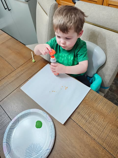 toddler friendly St. Patrick's Day craft