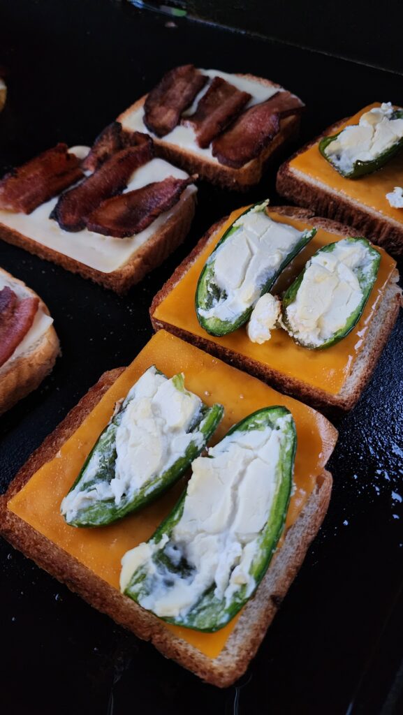 smoked jalapeño popper sandwich