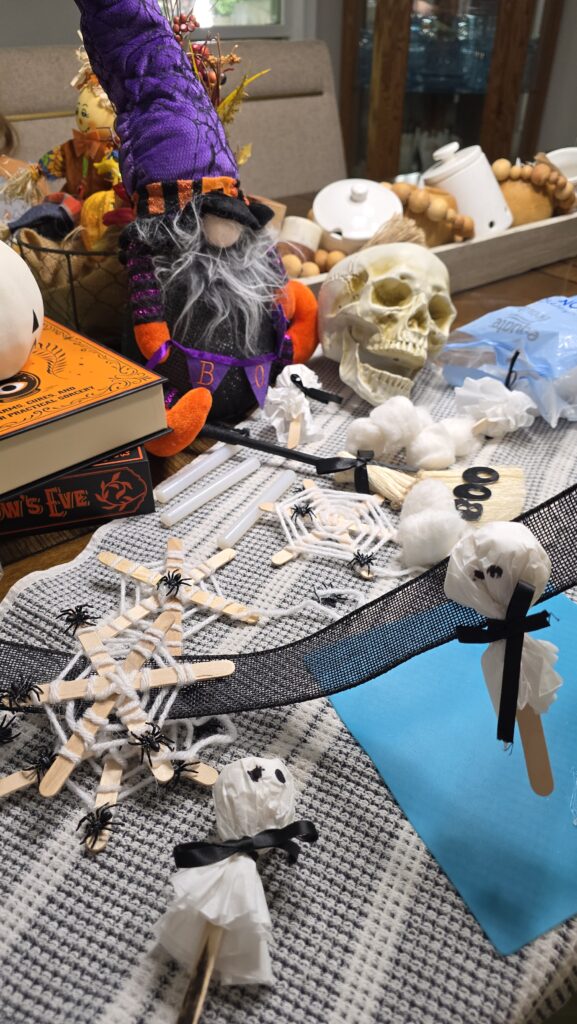 Halloween garland assembly
